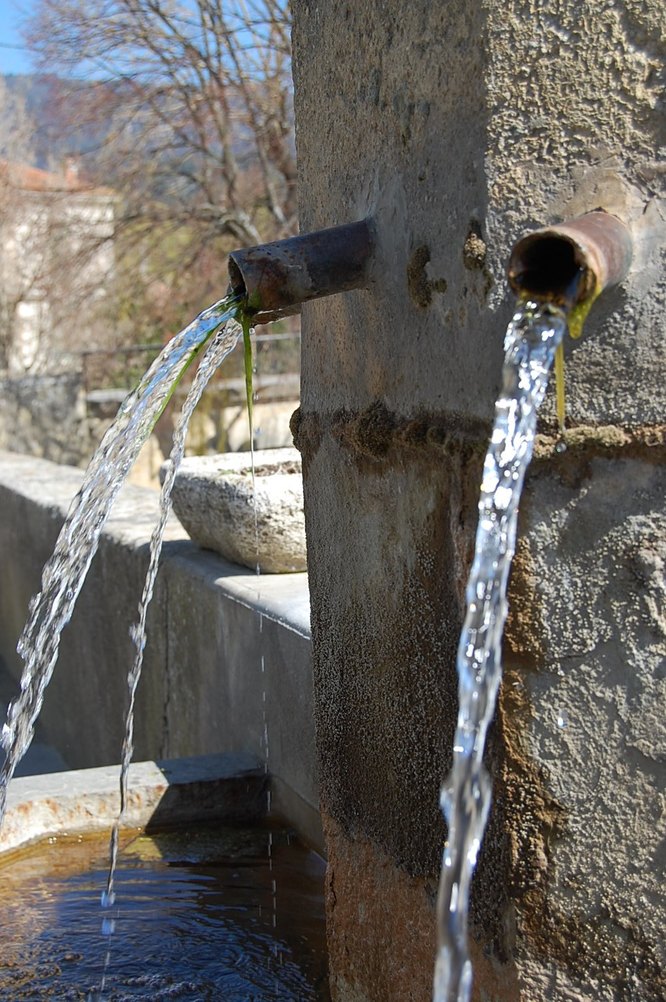 Fontaine du village